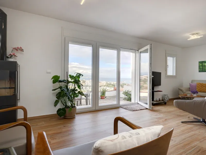 2 Bedroom Villa For SaleManilva