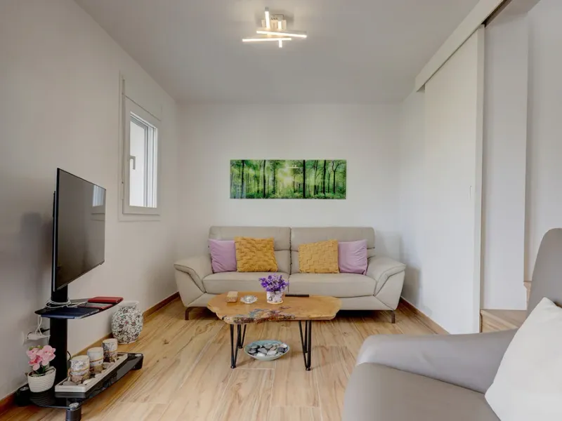 2 Bedroom Villa For SaleManilva