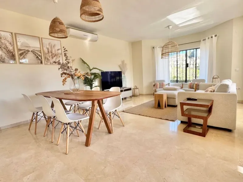 3 Bedroom Villa For SaleRiviera del Sol