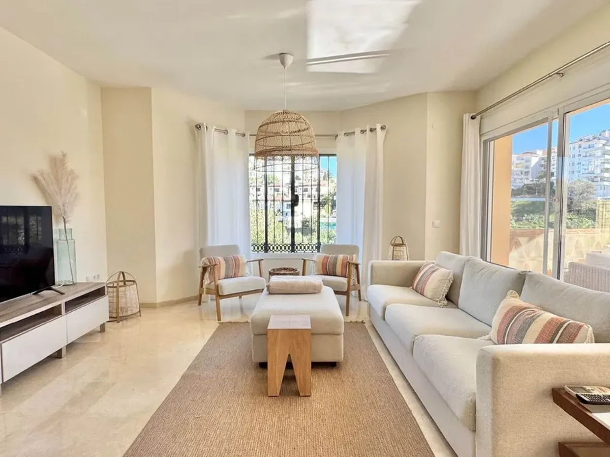 3 Bedroom Villa For SaleRiviera del Sol