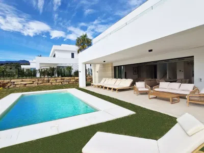4 Bedroom Villa For SaleLa Cala Golf