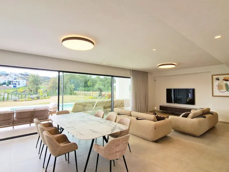 4 Bedroom Villa For SaleLa Cala Golf