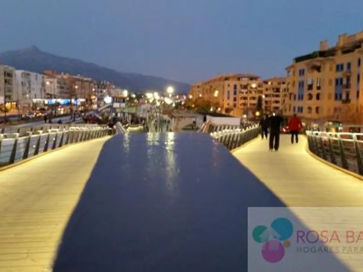 For sale of flat in San Pedro de Alcántara, San Pedro Pueblo