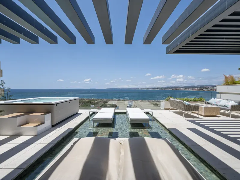 2 Bedroom Apartment For SaleEstepona