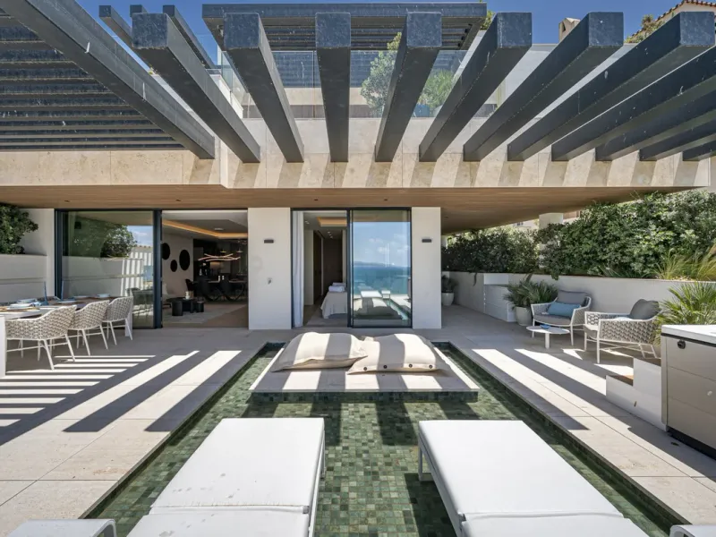 2 Bedroom Apartment For SaleEstepona