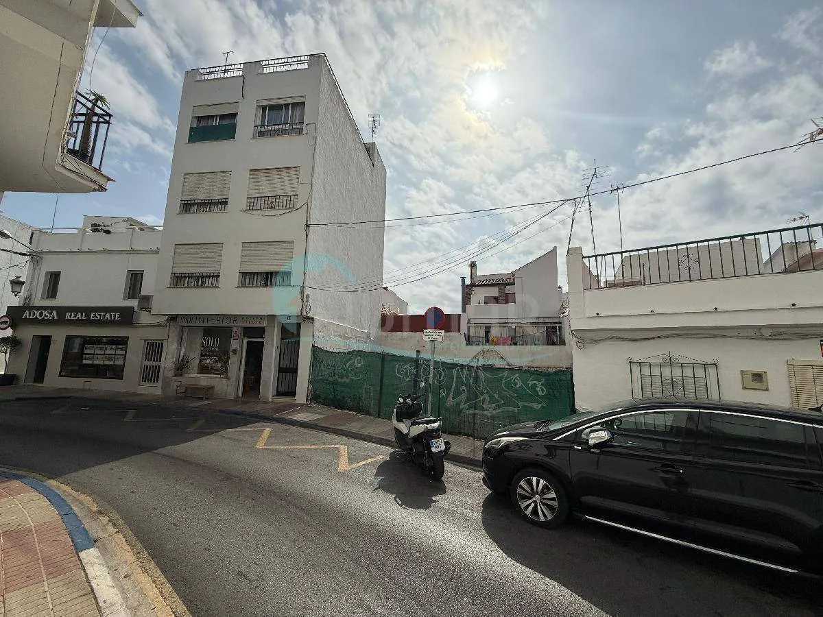 Oportunidad Inmobiliaria en el Corazón de San Pedro Alcántara | 410.000 €, 110 m²