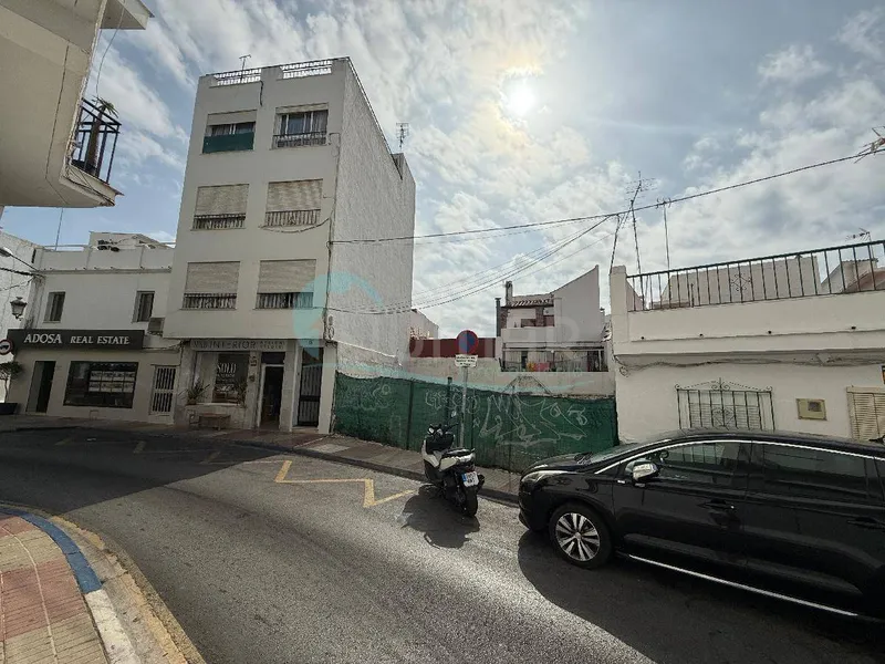 Oportunidad Inmobiliaria en el Corazón de San Pedro Alcántara | 410.000 €, 110 m²