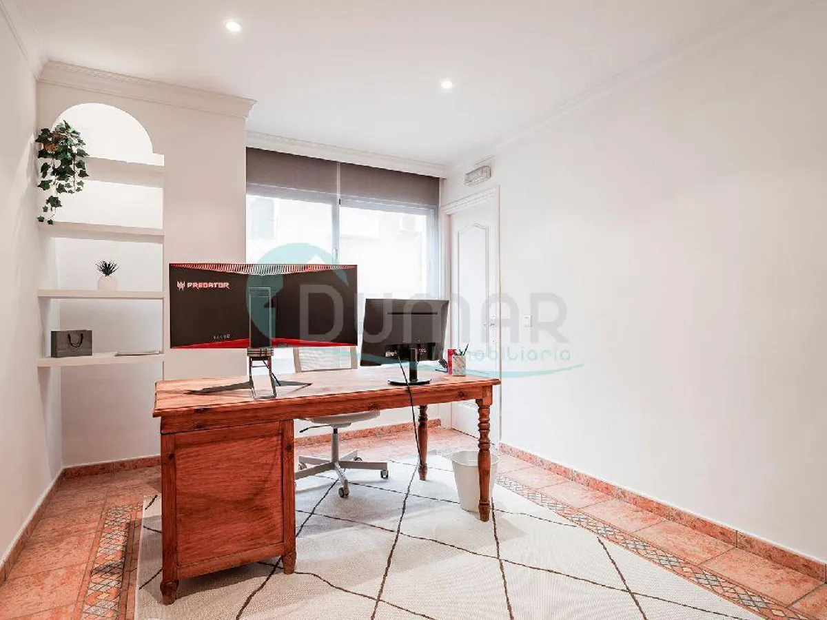 Se vende Amplia oficina en San Pedro | 295.000 €, 107 m²