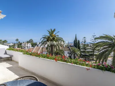 2 Bedroom Apartment For SaleNueva Andalucía