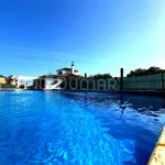 Villa independiente con 3.000 m², piscina y garaje 6–8 coches – San Pedro Alcántara | 1.500.000 €, 340 m² 2