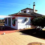 Villa independiente con 3.000 m², piscina y garaje 6–8 coches – San Pedro Alcántara | 1.500.000 €, 340 m² 3