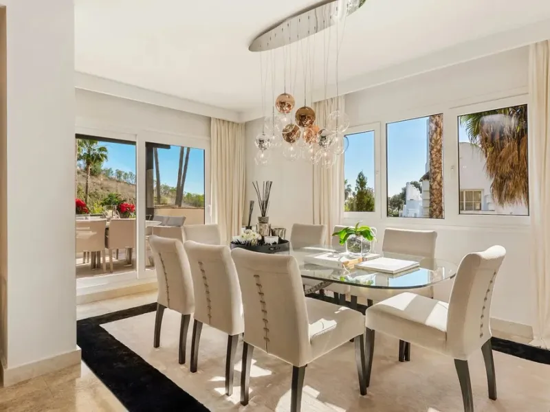 4 Bedroom Apartment For SaleThe Golden Mile