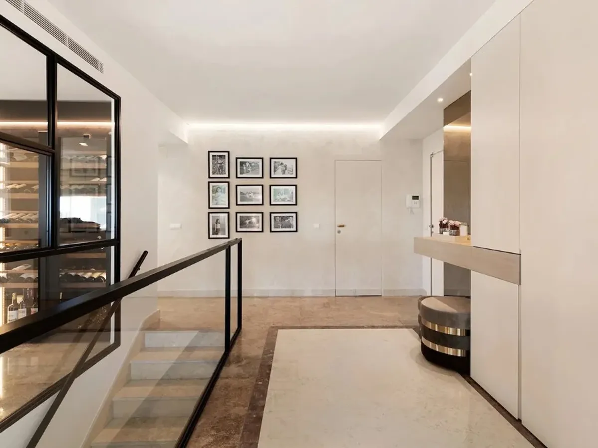 4 Bedroom Apartment For SaleThe Golden Mile