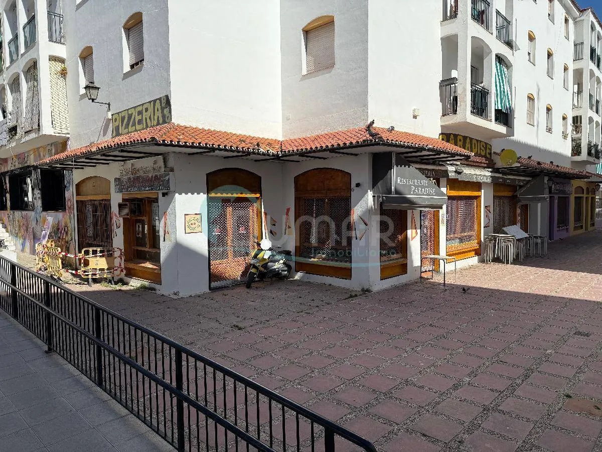 Maravilloso local en venta en  pleno corazón de San Pedro de Alcantara !!! | 400.000 €, 130 m²