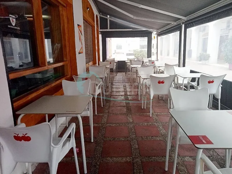 Maravilloso local en venta en  pleno corazón de San Pedro de Alcantara !!! | 400.000 €, 130 m²