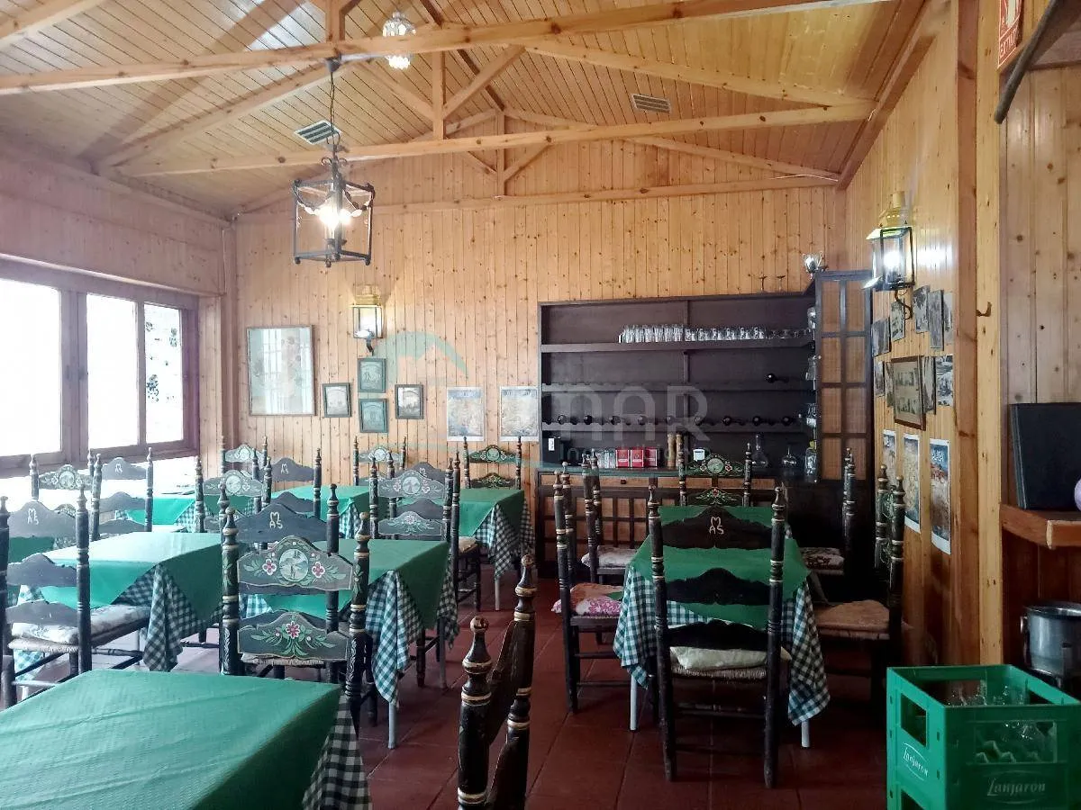 Maravilloso local en venta en  pleno corazón de San Pedro de Alcantara !!! | 400.000 €, 130 m²