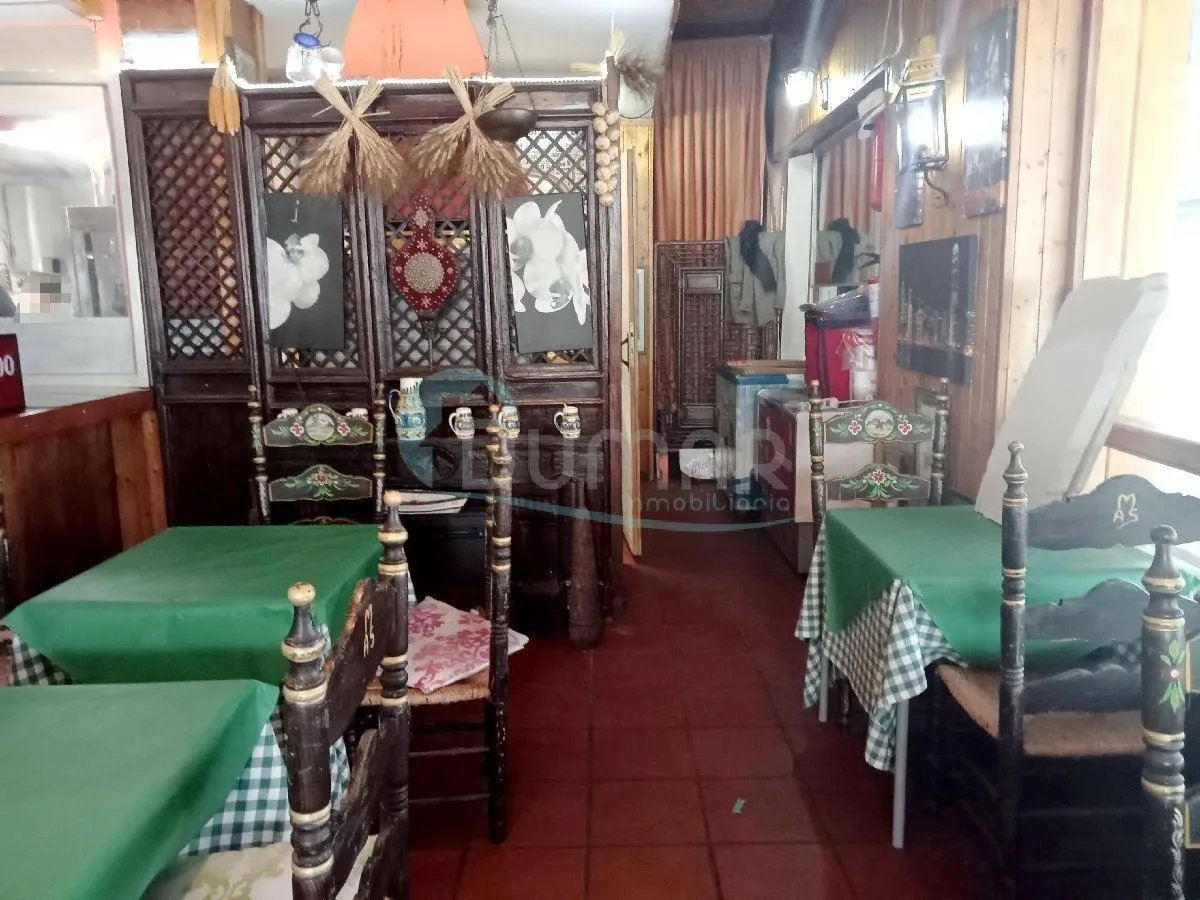 Maravilloso local en venta en  pleno corazón de San Pedro de Alcantara !!! | 400.000 €, 130 m²