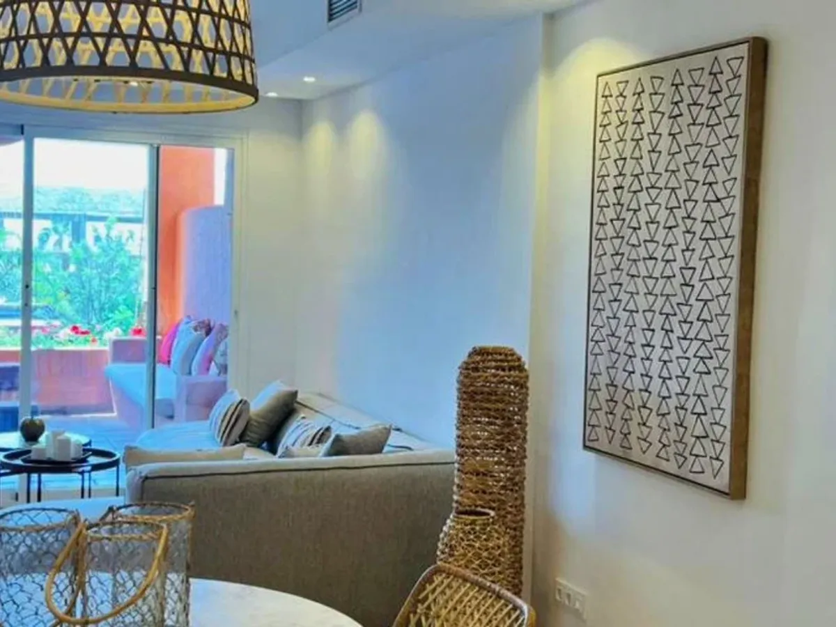 2 Bedroom Apartment For SaleThe Golden Mile