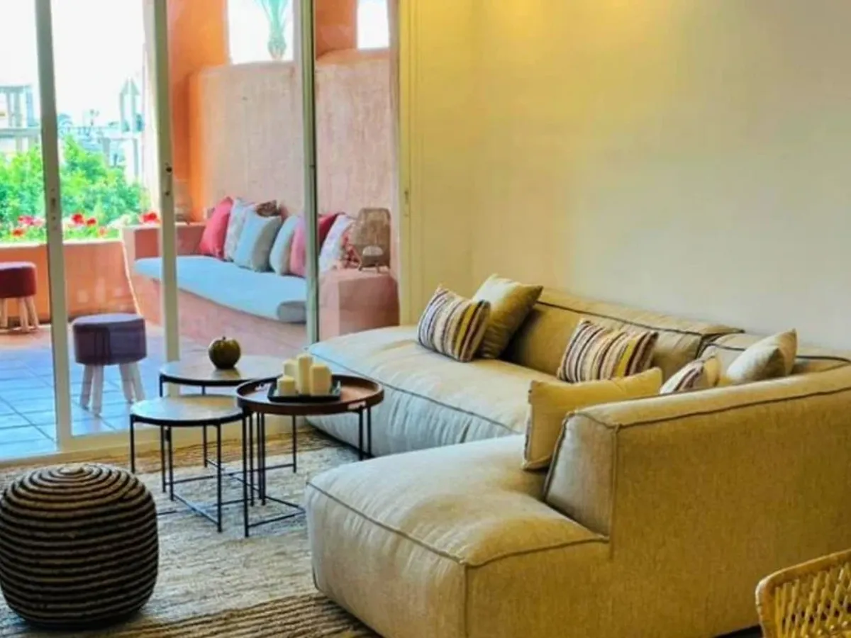 2 Bedroom Apartment For SaleThe Golden Mile