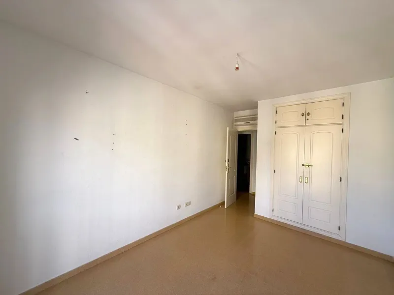 2 Bedroom Apartment For SaleSan Luis de Sabinillas