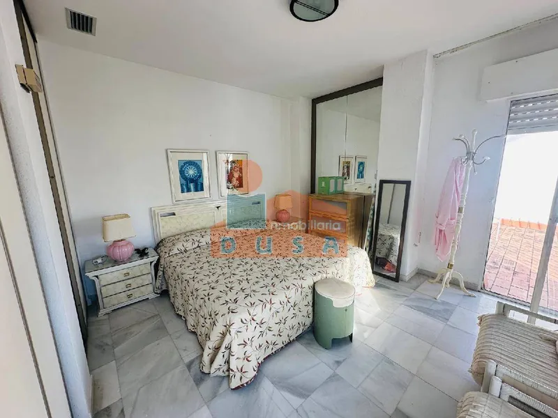 VILLA INDEPENDIENTE CON MUCHAS OPCIONES | 1.600.000 €, 450 m²