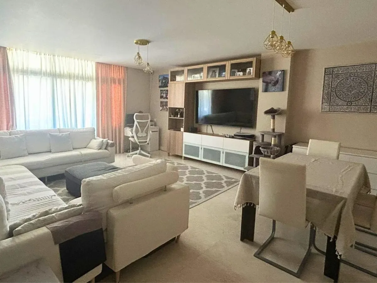 3 Bedroom Apartment For SaleLa Duquesa
