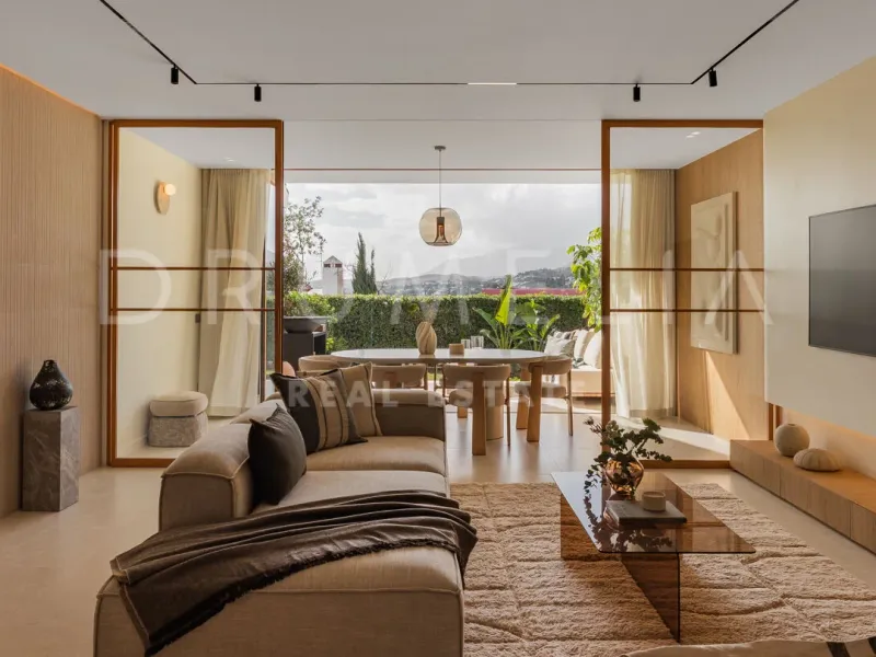 Elegant townhouse with terraces in Aloha, Nueva Andalucía