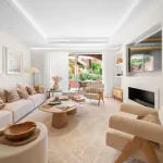Elegant townhouse with terraces in Aloha, Nueva Andalucía 6