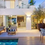 Modern design townhouse with sea views in Aloha, Marbella 9