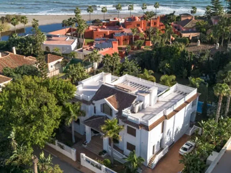 Luxury Townhouse with Sea Views in Estepona