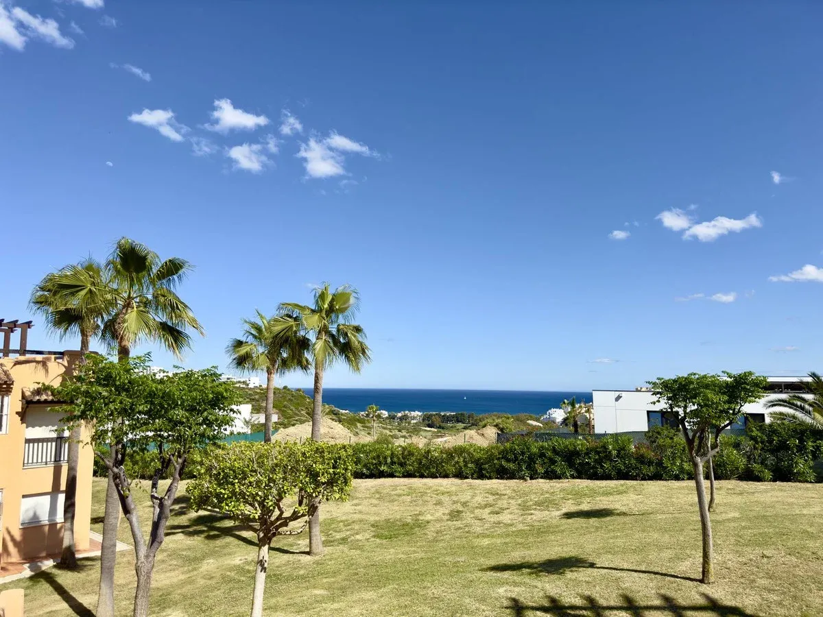 2 Bedroom Apartment For SaleCasares Playa