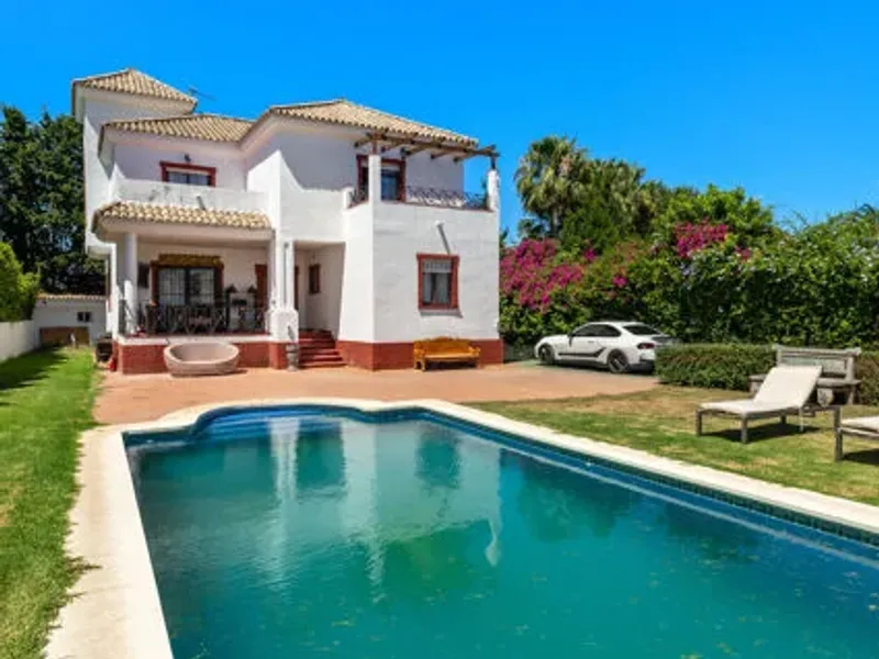 Beachside Luxury Villa in Casasola, Estepona East