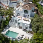 Private villa with golf views in Los Naranjos Golf, Nueva Andalucía 7