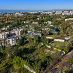 Semi-detached villa with panoramic rooftop in Nueva Andalucía 6