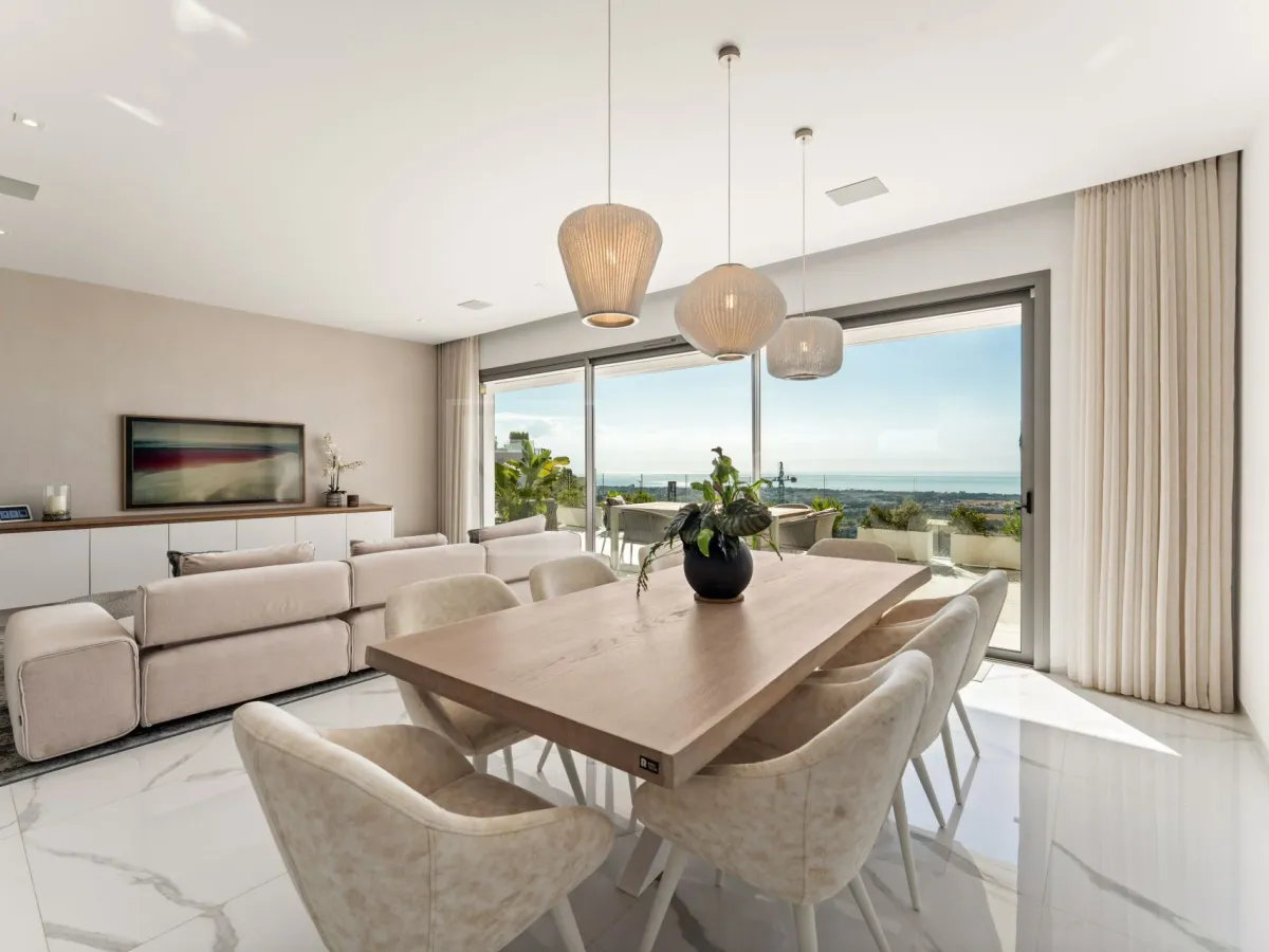 Panoramic Sea And Mountain View Apartment With Vast Terrace In Benahavís