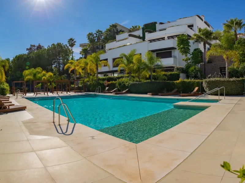 3 Bedroom Apartment For SaleThe Golden Mile