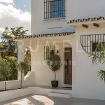 Bright and private semi-detached house in San Pedro Beach 1