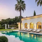 The Net - A south-east facing plot with project in La Zagaleta with panoramic sea and mountain views 4