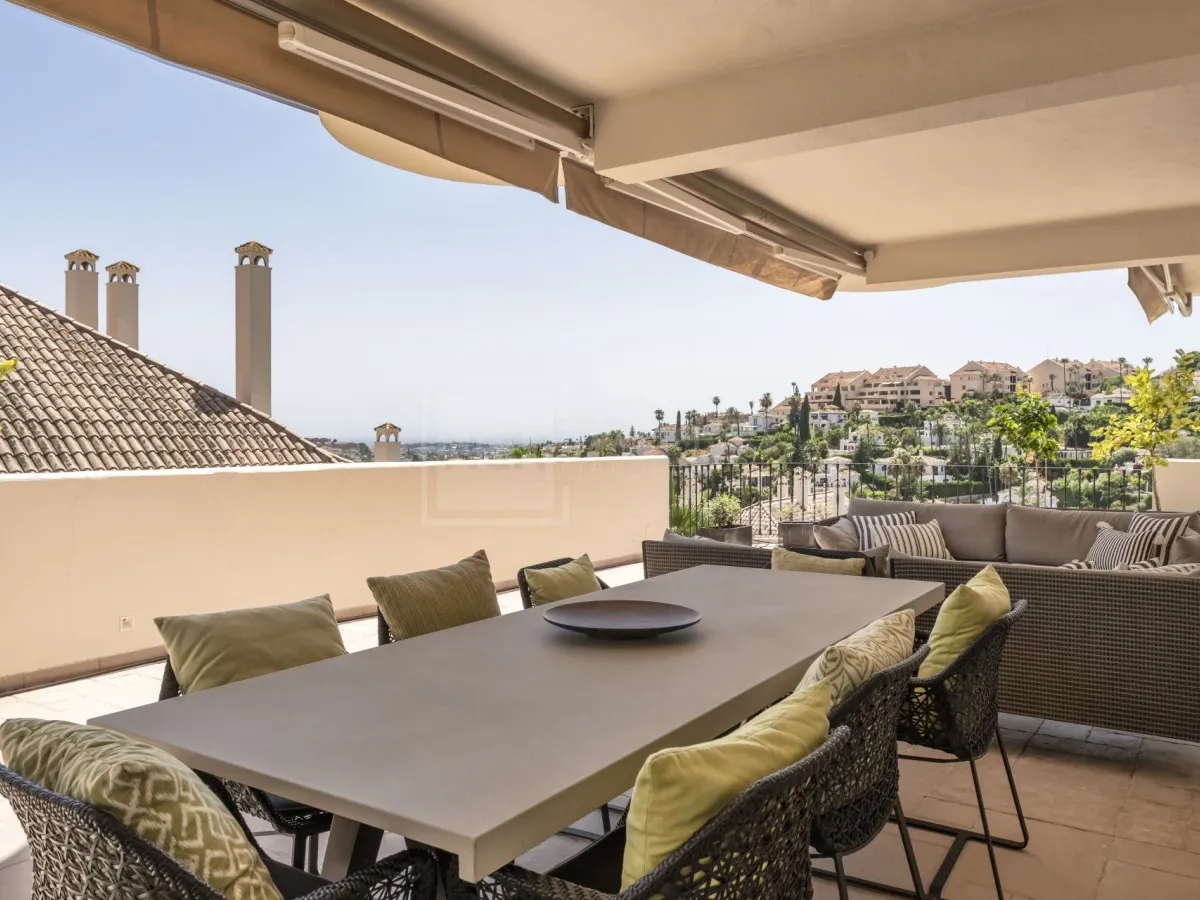 Four-Bedroom Contemporary Duplex With Expansive Terraces And Mediterranean Views