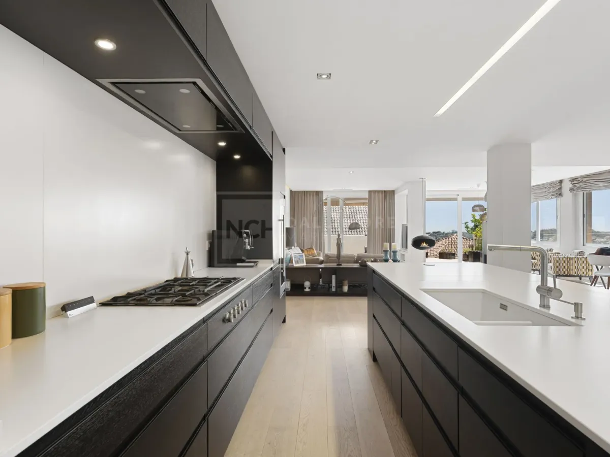 Four-Bedroom Contemporary Duplex With Expansive Terraces And Mediterranean Views