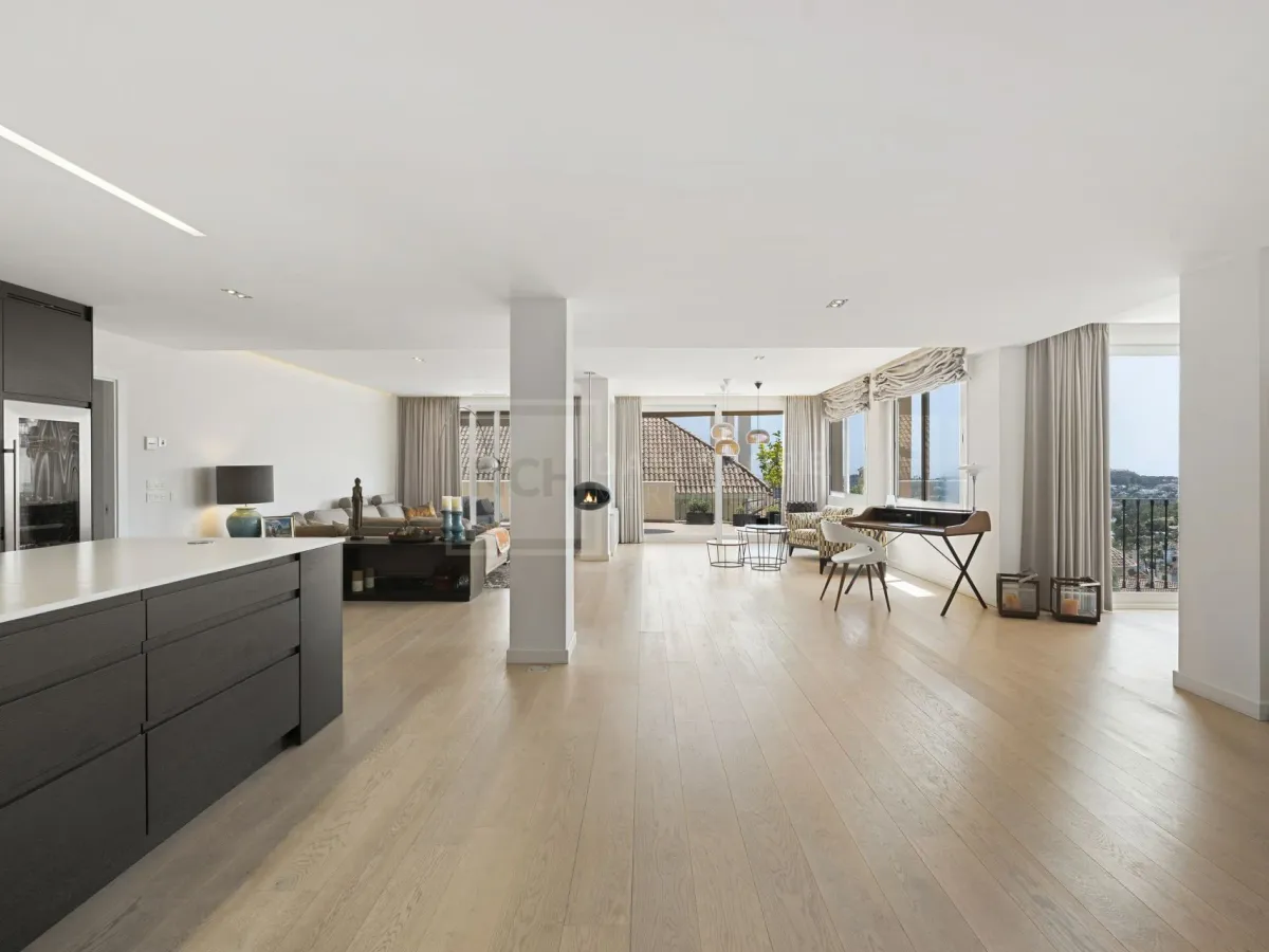 Four-Bedroom Contemporary Duplex With Expansive Terraces And Mediterranean Views