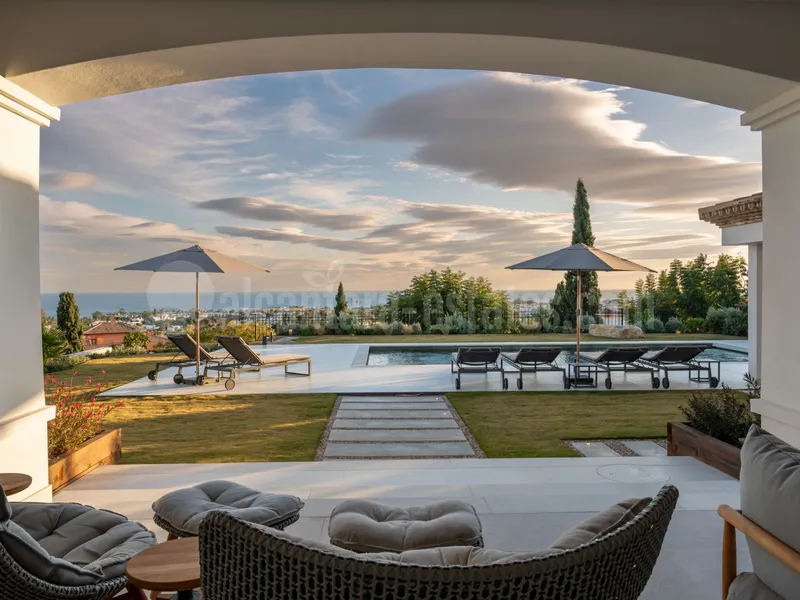 Exquisite Modern Andalusian Masterpiece with Panoramic Sea Views – Los Flamingos, Benahavís