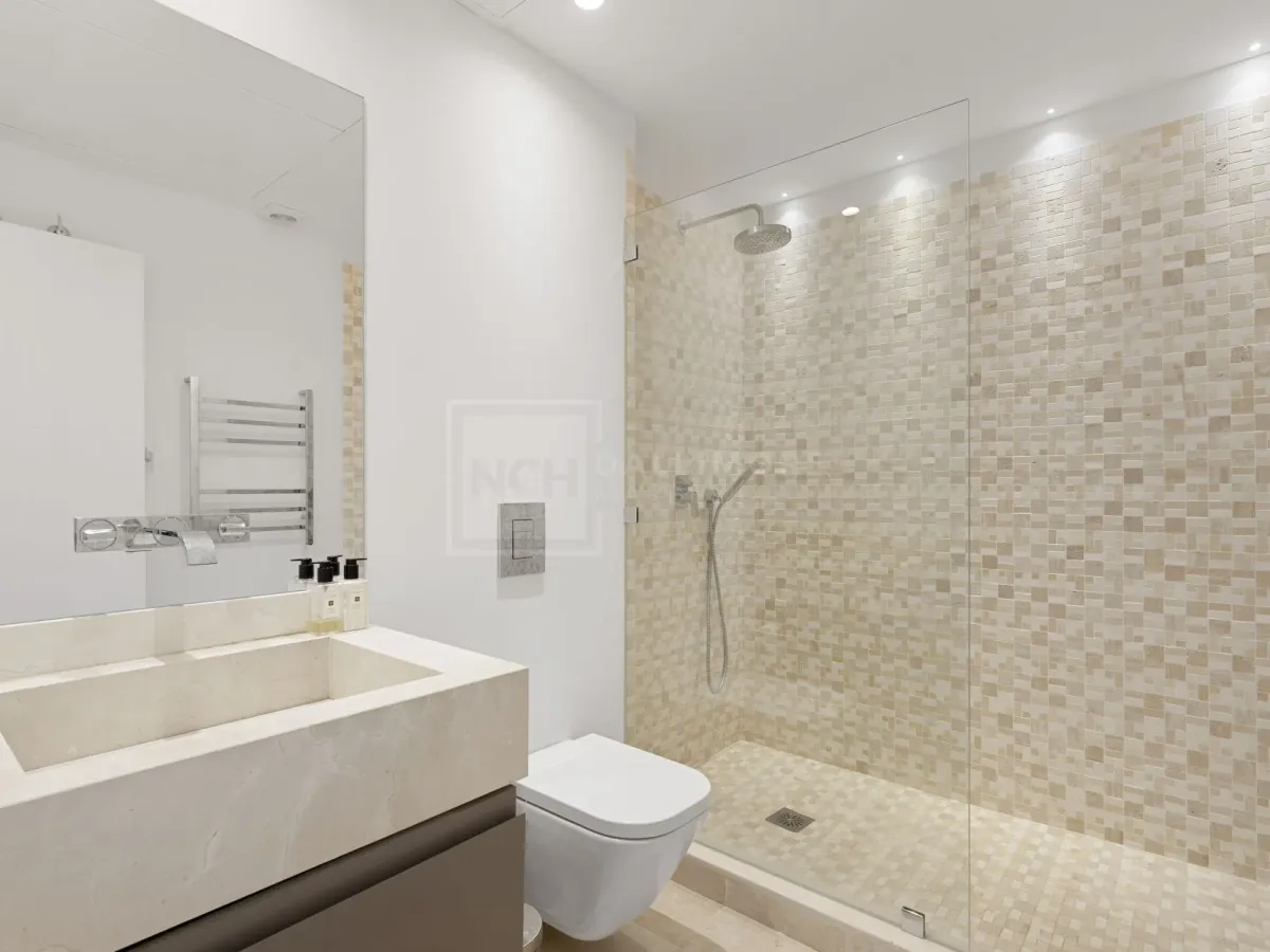 Four-Bedroom Contemporary Duplex With Expansive Terraces And Mediterranean Views