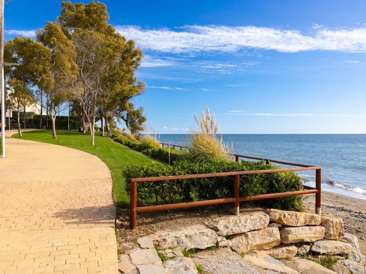 3 Bedroom Apartment For SaleNew Golden Mile