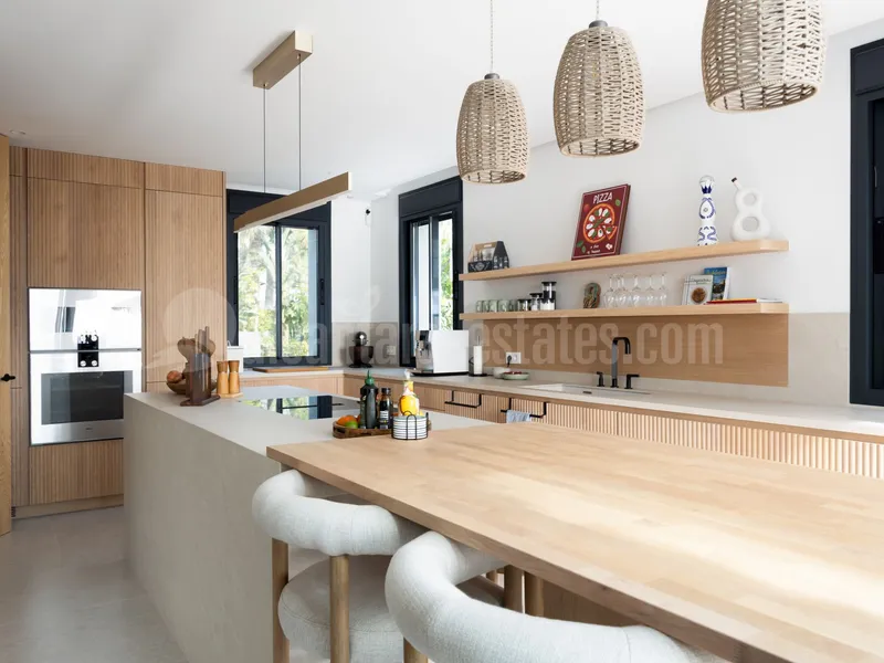 Exquisite Modern Andalusian Masterpiece with Panoramic Sea Views – Los Flamingos, Benahavís