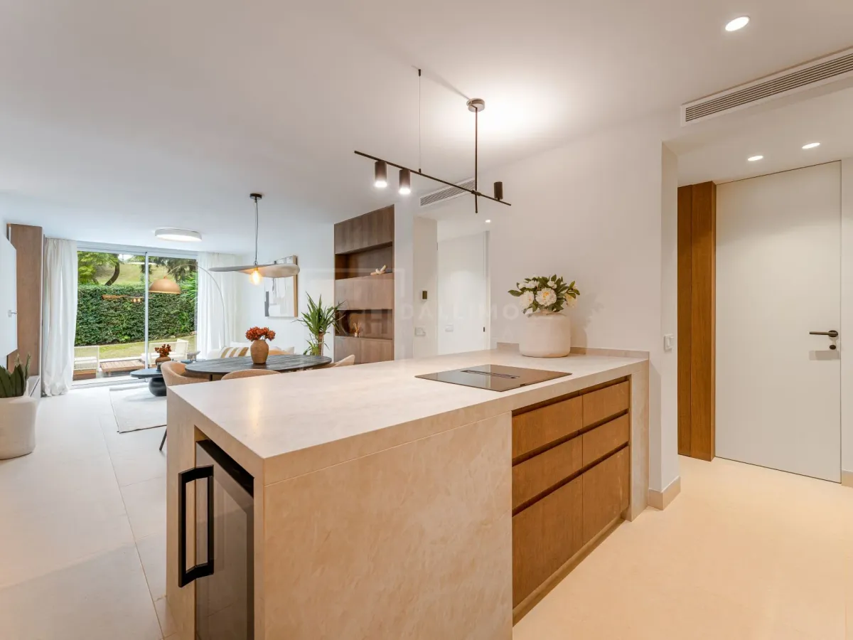 3 Bedroom Gated Retreat With Pools and Golf Walkability in La Quinta