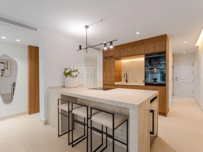 3 Bedroom Gated Retreat With Pools and Golf Walkability in La Quinta