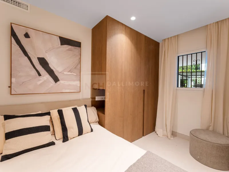 3 Bedroom Gated Retreat With Pools and Golf Walkability in La Quinta