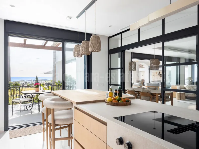 Exquisite Modern Andalusian Masterpiece with Panoramic Sea Views – Los Flamingos, Benahavís
