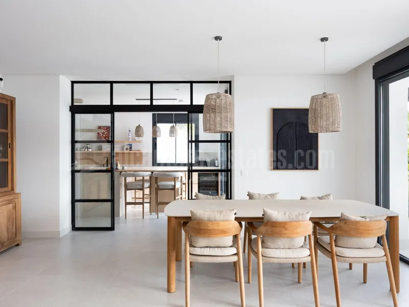 Exquisite Modern Andalusian Masterpiece with Panoramic Sea Views – Los Flamingos, Benahavís